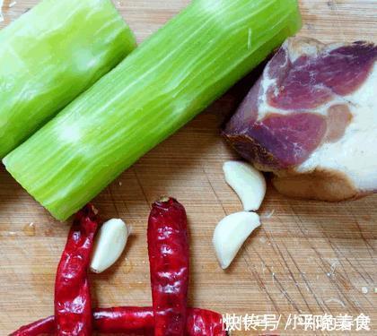 莴笋炒腊肉|莴笋, 还是这样做出来的好吃, 不信你试试就知道了