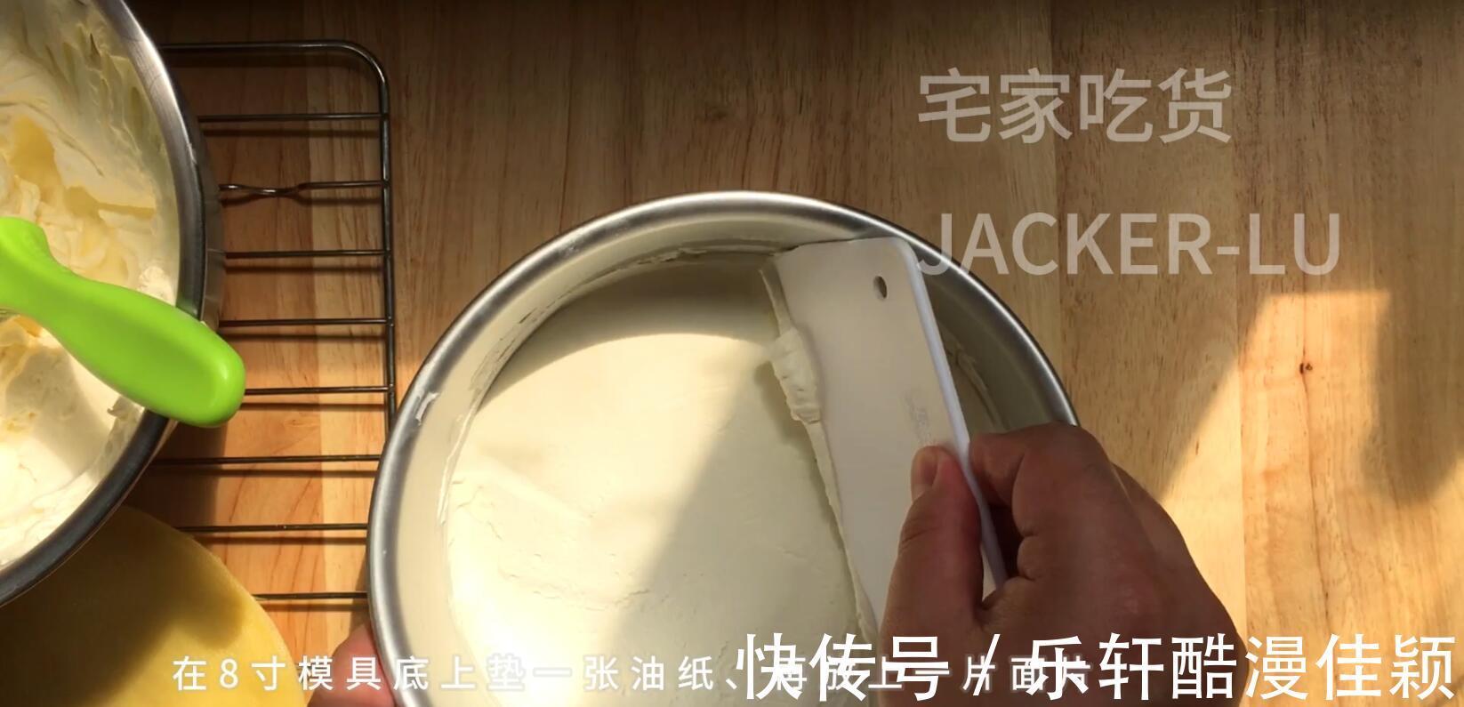 家常千层蛋糕,一口下去,浓浓奶香味、软糯丝滑。