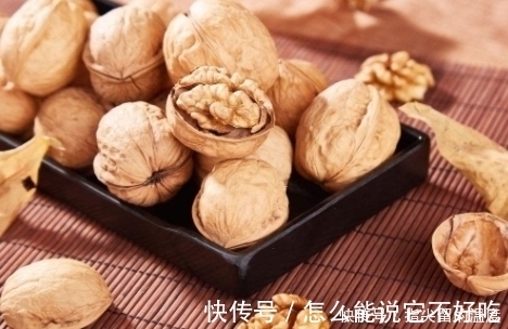 乌发|核桃和此物一起吃,补脑益智,乌发生发、补血健骨、好处多多!