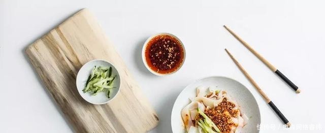 面水|自制凉皮面, 好吃弹牙, 看着都流口水