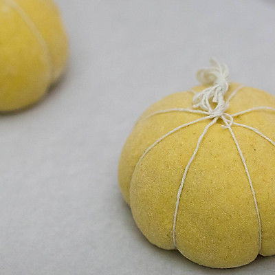 万圣节南瓜全麦软欧面包