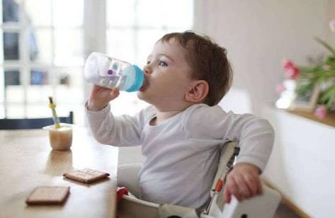 冬季|冬季这3种食物最好少碰 会让孩子脾胃虚还积食