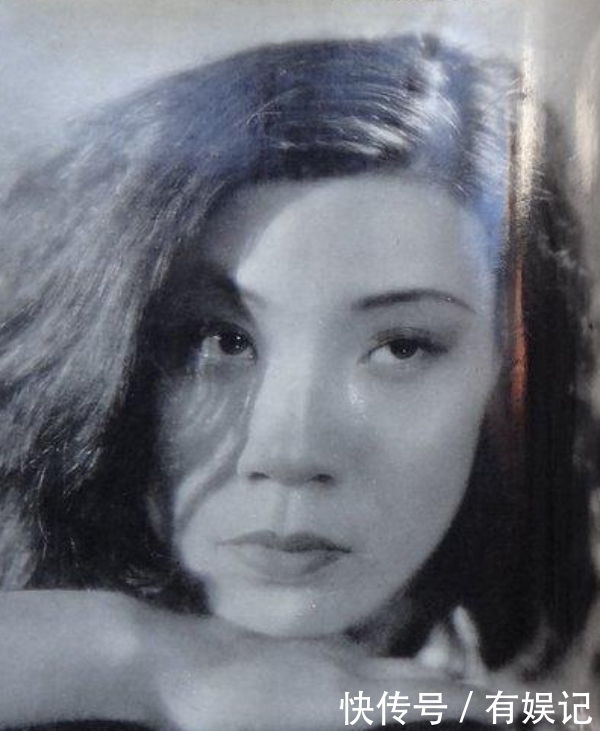 民国|民国风华绝代的女子,仅次于胡蝶的当红艺人,为何在25岁就离去