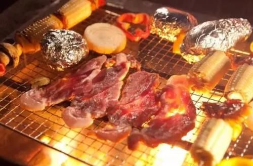 饮食习惯|慢性胃炎不能吃鸡蛋？提醒：这4种食物尽量少吃，一起了解下