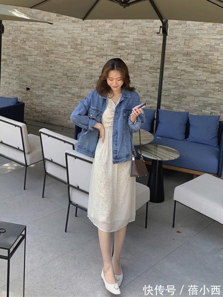 穿搭|秋季穿衣无需复杂,用“牛仔单品”穿出好气质,不费劲又时髦