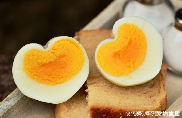 区别|每天吃鸡蛋的人不吃鸡蛋的人有什么区别呢?差距真大