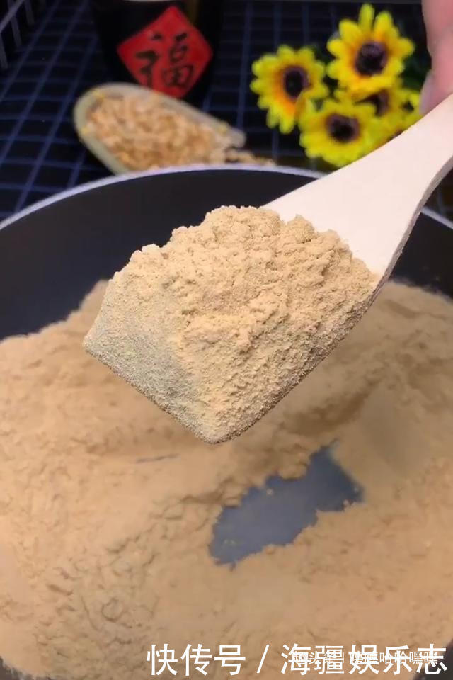  食之|即将消失的传统美食炒面粉，做法简单，食之方便，缅怀已逝的青春