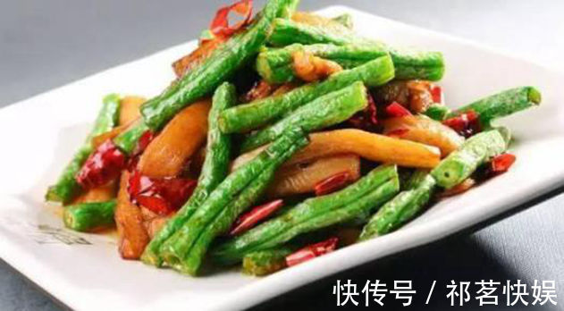 茄子|美食推荐爆炒牛筋,茄子豆角,西梅番茄汤,椒油炝莴笋的做法