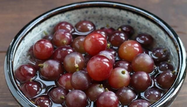 葡萄|孕期水果别乱吃,为了胎儿发育好,你要做到“3吃、3不吃”