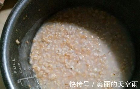 运动减肥|女人若想减掉大肚腩,别总是跑步,吃点此物,慢慢变成“小腰精”