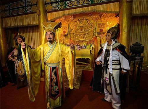 赵匡胤|历史上讲义气的皇帝,称帝后没动过一位开国将领,都得以善终