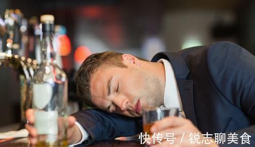 熬夜|肝硬化的男人，喝酒后最爱做四件事，若你四个都没有，恭喜很健康