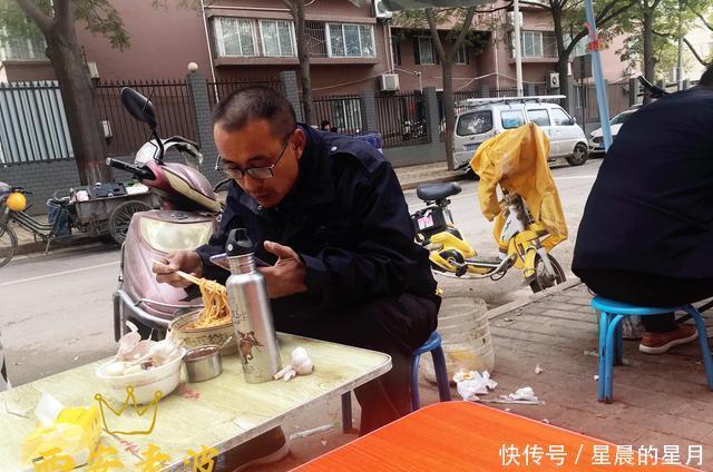 的哥|大东郊美食金三角,的哥乐园,10块钱吃得走不动道,直喊过瘾