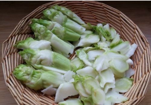 鸡蛋|很多人不认识这菜,5块钱一斤,比鸡蛋还贵,但是含钙量极高