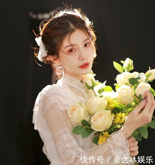 tony|别再披头散发了！这3款新年发型才够美够撩人