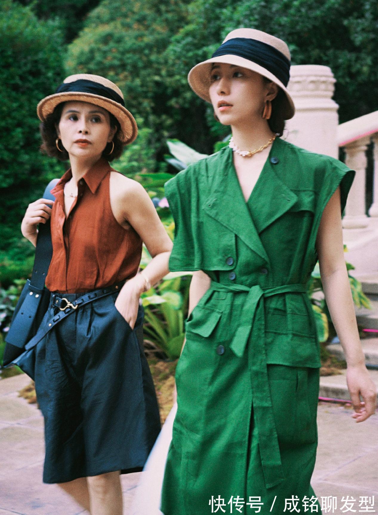 女儿|年过半百也美得耀眼!这位阿姨的穿搭值得学习,和女儿同框如姐妹