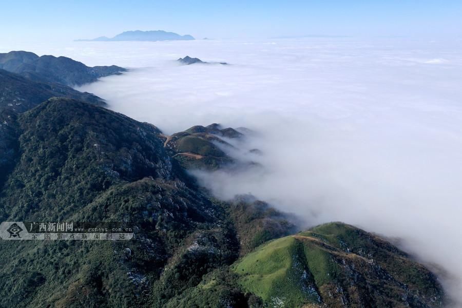 族自治县|广西三江银装素裹景美如画