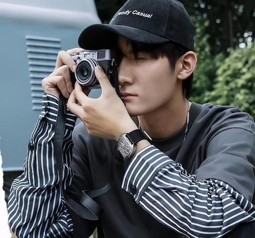 国内一家企业挑战全机械表，男人的“第一块”全机械手表？