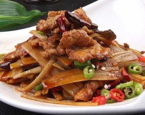 口感|大厨告诉你不管炒啥肉,都别用淀粉腌制,牢记这3点,鲜嫩入味
