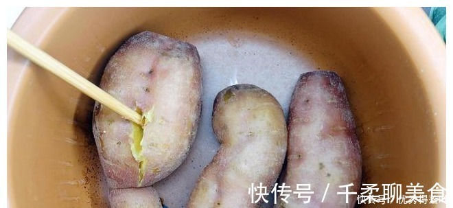 外皮|蒸红薯，很多人第一步就错了，用上3个技巧，红薯更加香甜软糯！