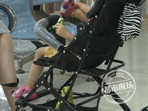 妈妈|4岁女童鼻里塞珠子,妈妈竟自己掏,险些要了孩子的命