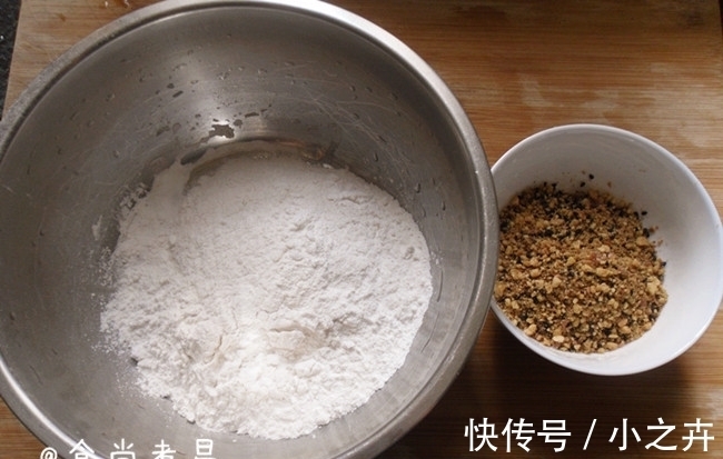 糯米粉|此款糯米小吃，软软糯糯香甜可口，嚼起来会弹牙，做法超简单