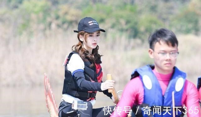 她放棄演藝轉(zhuǎn)入綜藝界，成綜藝界的“抗霸”，兩檔新綜藝將上線(xiàn)