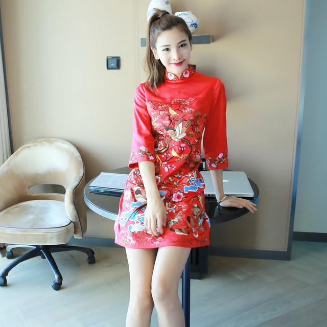 立领|甜美复古旗袍连衣裙!穿上让你的身材更纤细苗条