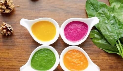 妈妈们|辅食添加有顺序,给妈妈们一张贴心的时间表!别让宝宝“吃不消”