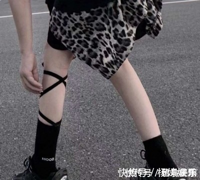 查理·卓别林 女生公认“最伤脚”的3种鞋子,高跟鞋未上榜,第一名男生也爱穿