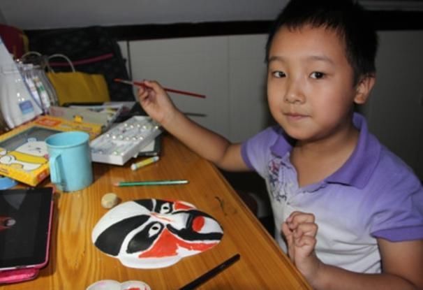 幼儿园|凌晨1点,二胎宝妈崩溃大哭,发圈倾诉真不想配合幼儿园老师了