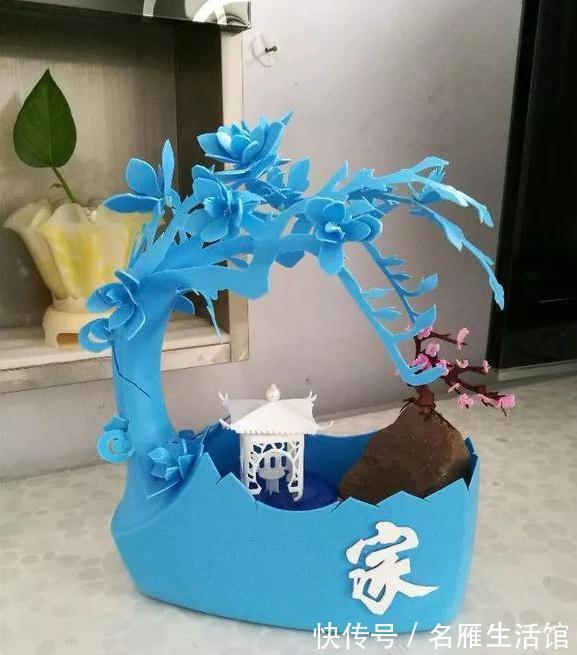 洗衣液用完了，空桶不要丢，咔嚓剪一剪，秒变漂亮大花盆