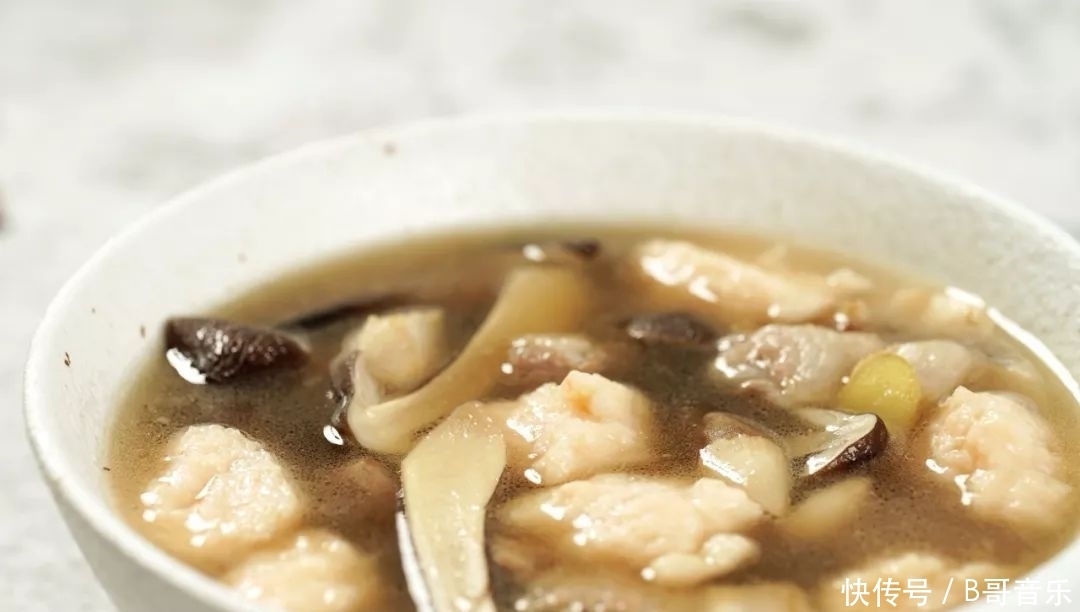 连喝三碗都不够!这锅汤到底有多鲜?