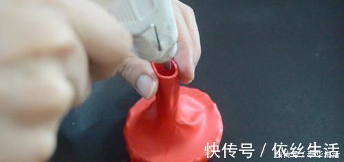 气球|洗菜池里放一个气球, 能帮家里省下不少钱, 看完您会感谢我的