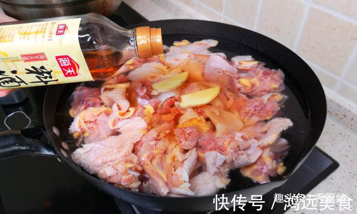 炖鸡|全家迷上此面食,三天两头做一次,饭菜一锅出,发朋友圈被点赞