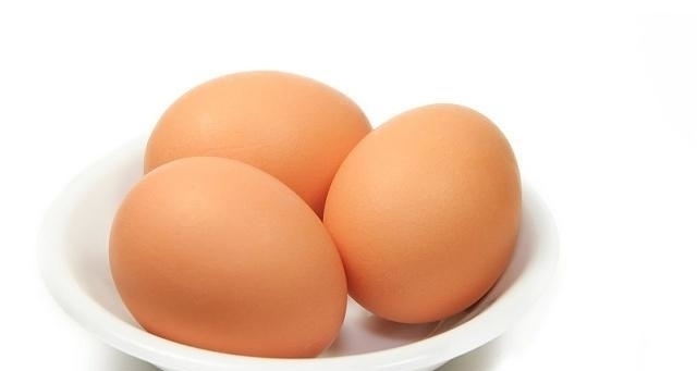 早晨吃鸡蛋对身体好,有些人可能吃错了,尽量