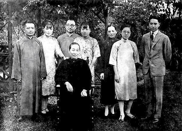 睁眼看世界第一人,他是明代科学家、政治家,宋氏三姐妹是其后人