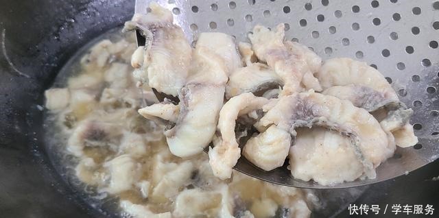 这一道萝卜炖鱼太香了,味道鲜美做法简单,好吃又便宜