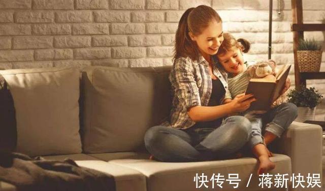 孩子|睡前家长经常对孩子做2件事,孩子记忆力好更聪明,而且情商还高