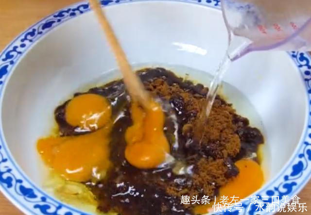 蛋糕|红糖发糕最快速做法,不用酵母粉不发面,蓬松柔软像蛋糕,真好吃