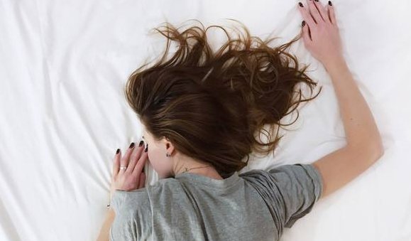 失眠|错误的调理方式会加剧失眠现象！立睡宝提供科学解决方案