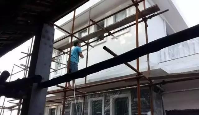 小王|70后老夫妻合伙开山,40万为孩子建独一无二的2层婚房,牛!