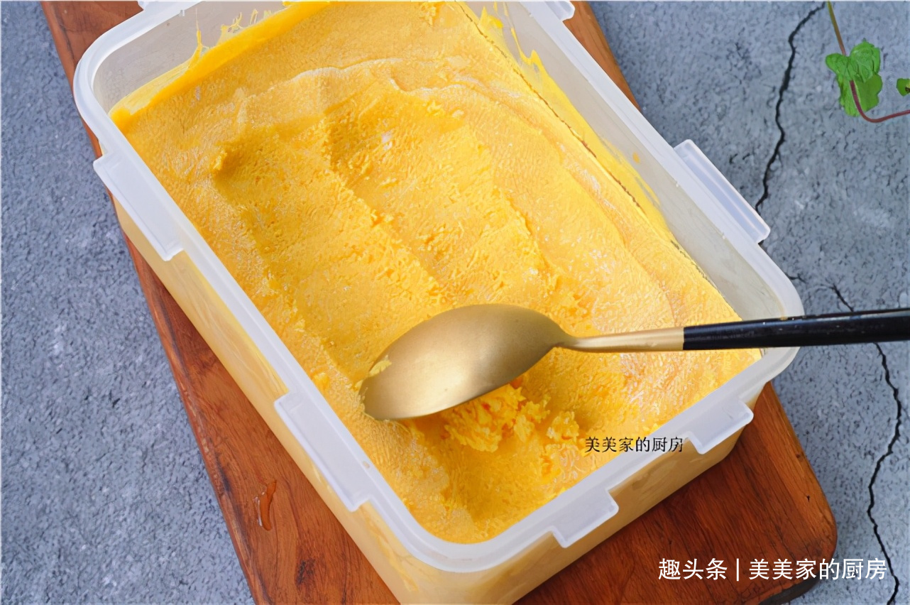 看了100多个冰激凌的做法,还是此方子最简单,绵软无冰渣!