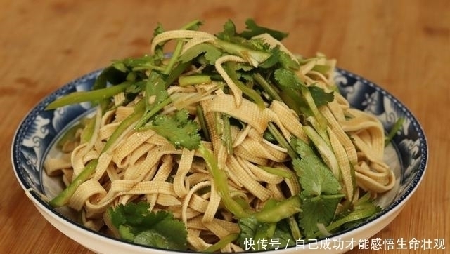 食用碱|这菜浑身都是宝,可惜很多人不懂,简单一拌,给家人吃营养补钙