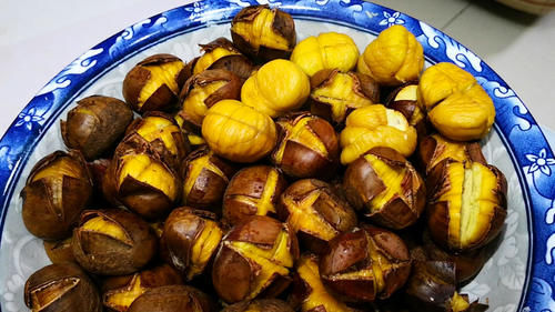 板栗锅里蒸一蒸，作用拿钱买不到，奶奶偷教妙招，可惜懂的人不多