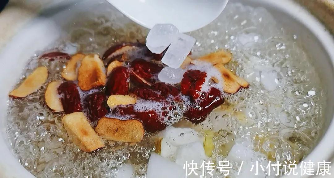 秋燥|深秋已到,再忙也要给家人喝这道润肺汤,润肺去秋燥,顺利过秋天