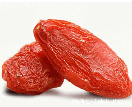 谨记|医生告诫用枸杞泡水喝,谨记“三不要”,要不喝了也是白喝!