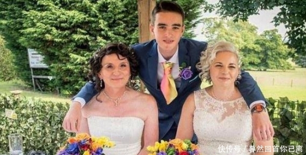 他们结婚20年后重拍婚纱，不同的是这次只有“新娘”