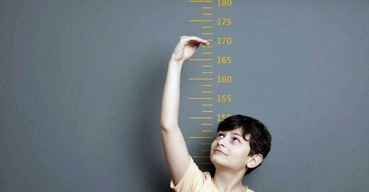 维生素d|孩子到了转骨期,家长在这3个方面照顾好,娃的身高能快速窜一窜