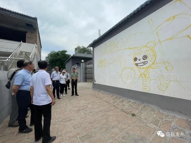美丽乡村|南圪垛村:卡通动漫墙为美丽乡村增彩